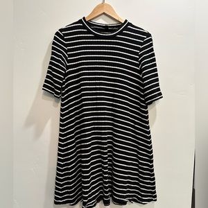 Black and white striped Uniqlo swing dress